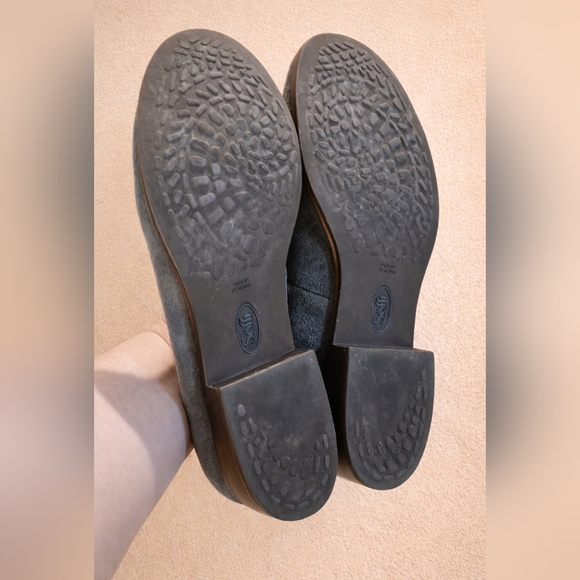 Söfft Suede Loafers Size 11 Gray Comfort Slip On Flats - Picture 4 of 4